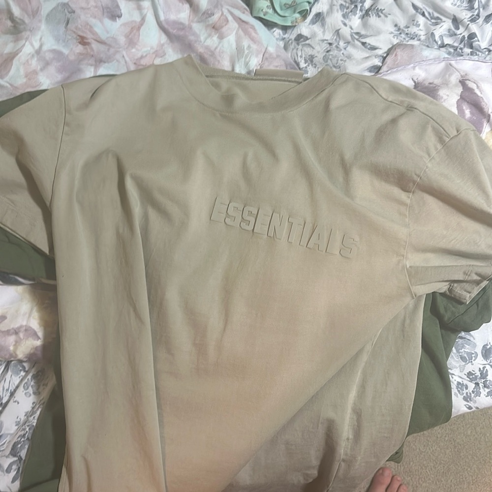 Essentials Fear Of God tshirt